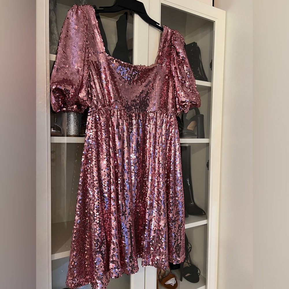 Pink Lily sequin pink dress - Picture 3 of 5